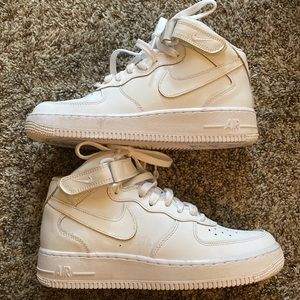 BRAND NEW w/o tag! Mid Air force 1s!